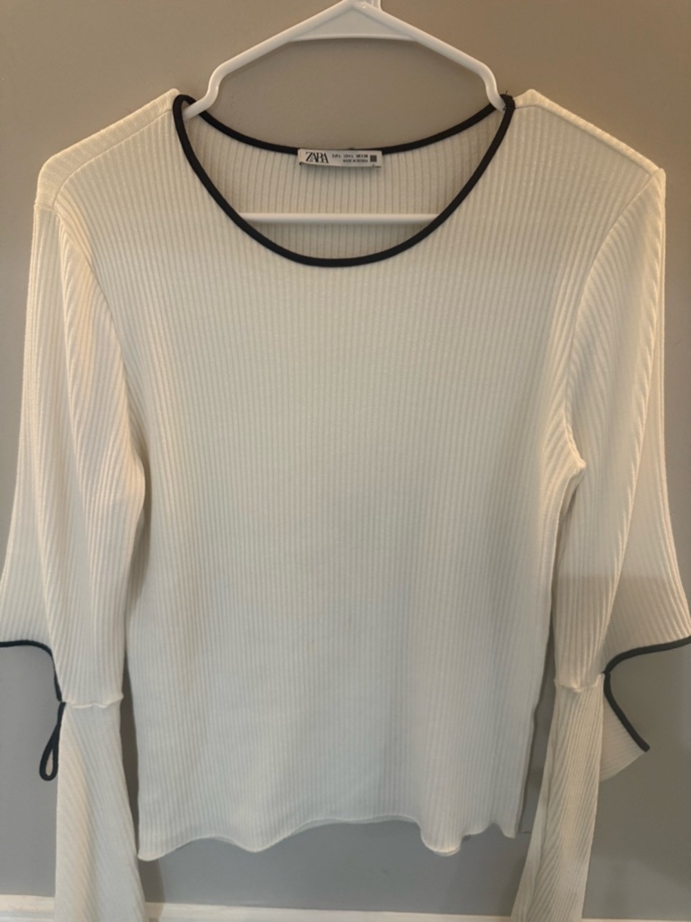 Zara Cream Ribbed Long Sleeve Top with Black Trim and Sleeve Ties